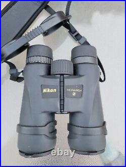Nikon Monarch 5 M511 10x42 5.5° Black Waterproof Binoculars w Lens Covers & Case